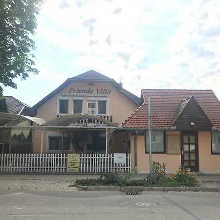 Friends Villa Apartments Heviz Ngoại thất bức ảnh