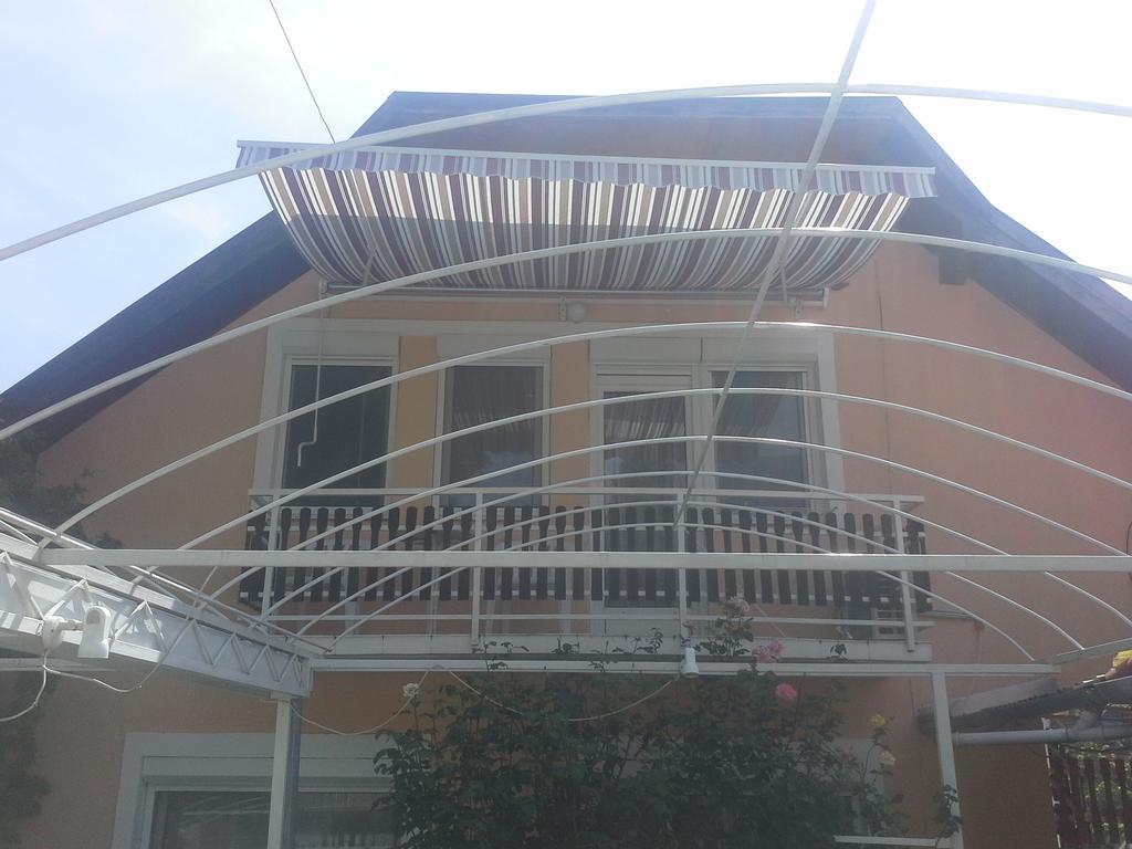 Friends Villa Apartments Heviz Ngoại thất bức ảnh