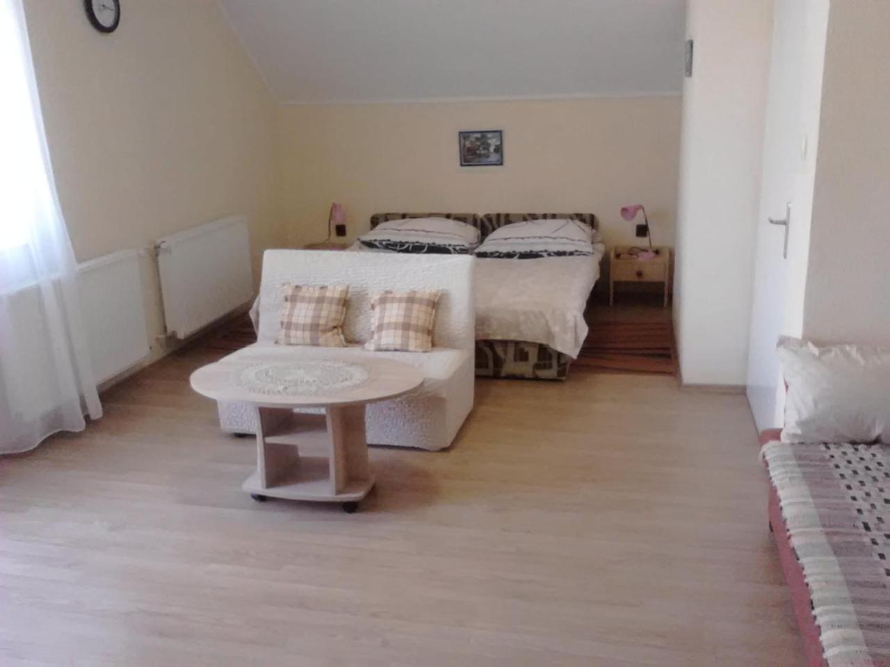Friends Villa Apartments Heviz Ngoại thất bức ảnh